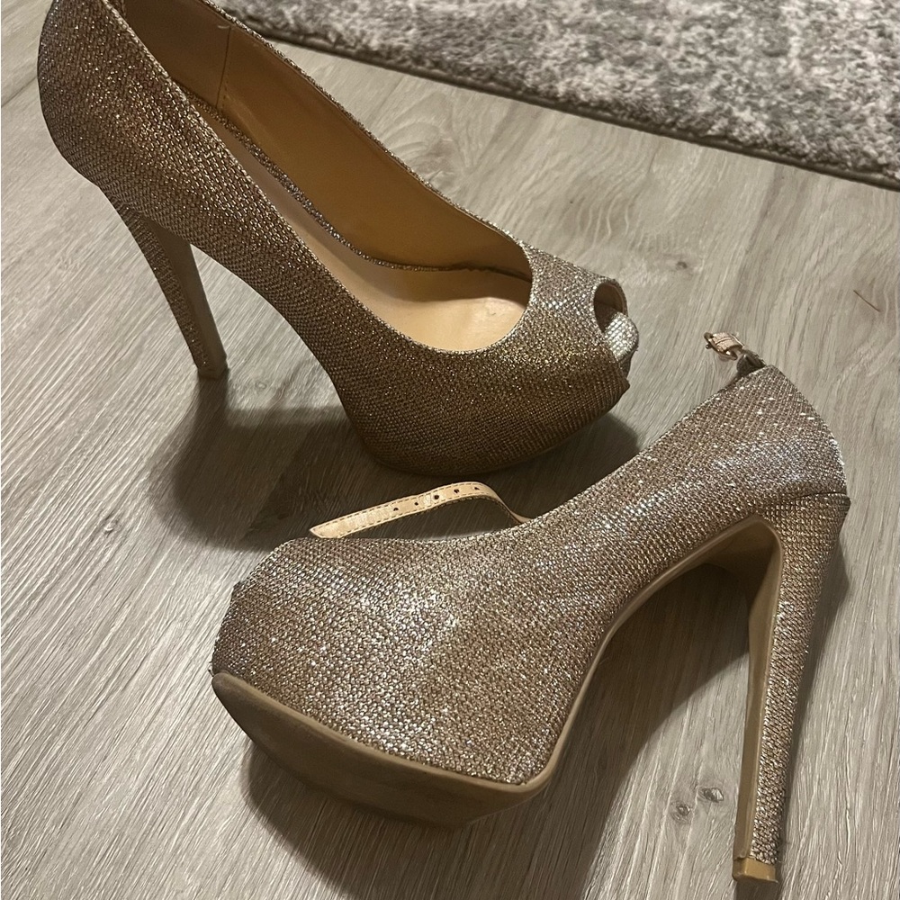 Gold, Shoe Dazzle, Platform shoes
